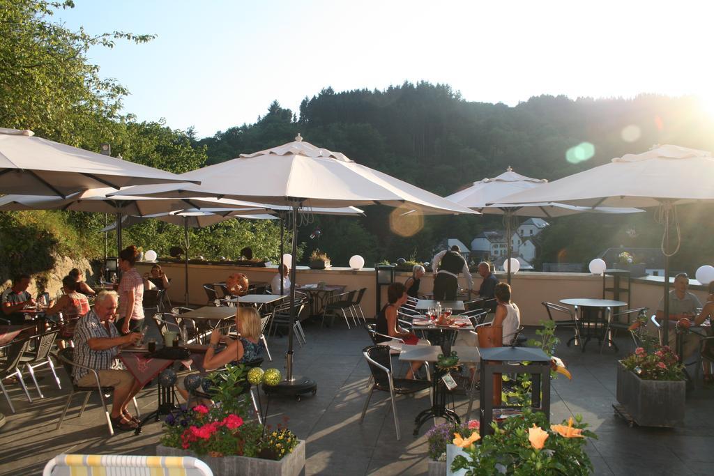 Logis Gourmet & Relax Hotel De La Sure エッシュ・シュル・シュール エクステリア 写真