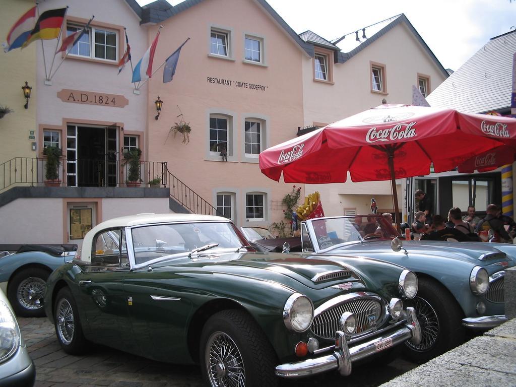 Logis Gourmet & Relax Hotel De La Sure エッシュ・シュル・シュール エクステリア 写真
