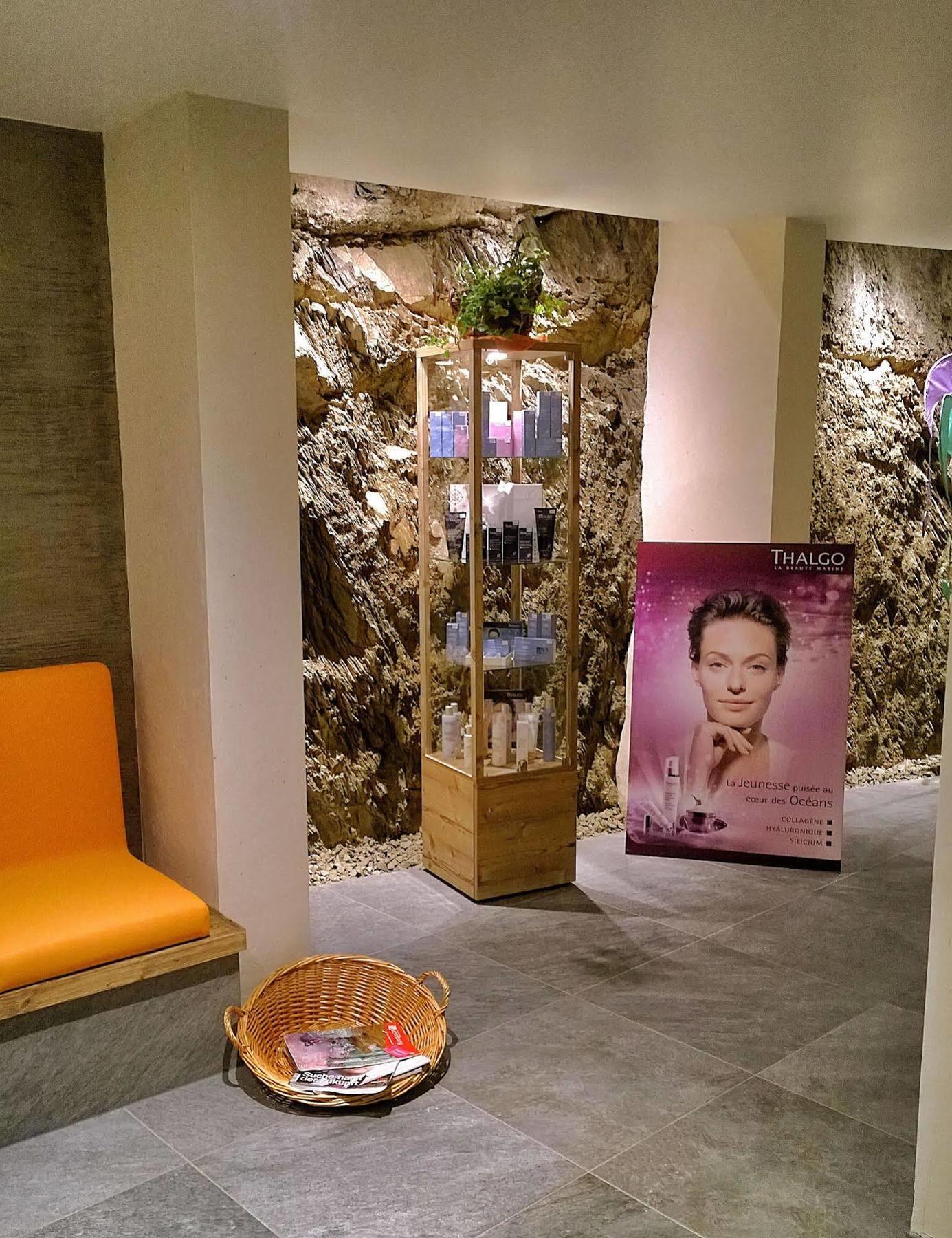 Logis Gourmet & Relax Hotel De La Sure エッシュ・シュル・シュール エクステリア 写真