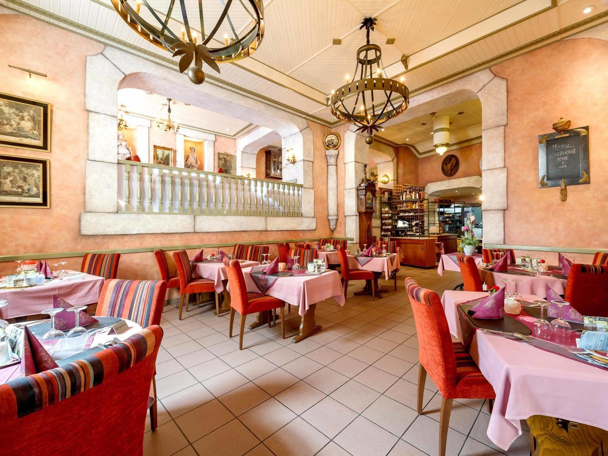 Logis Gourmet & Relax Hotel De La Sure エッシュ・シュル・シュール エクステリア 写真